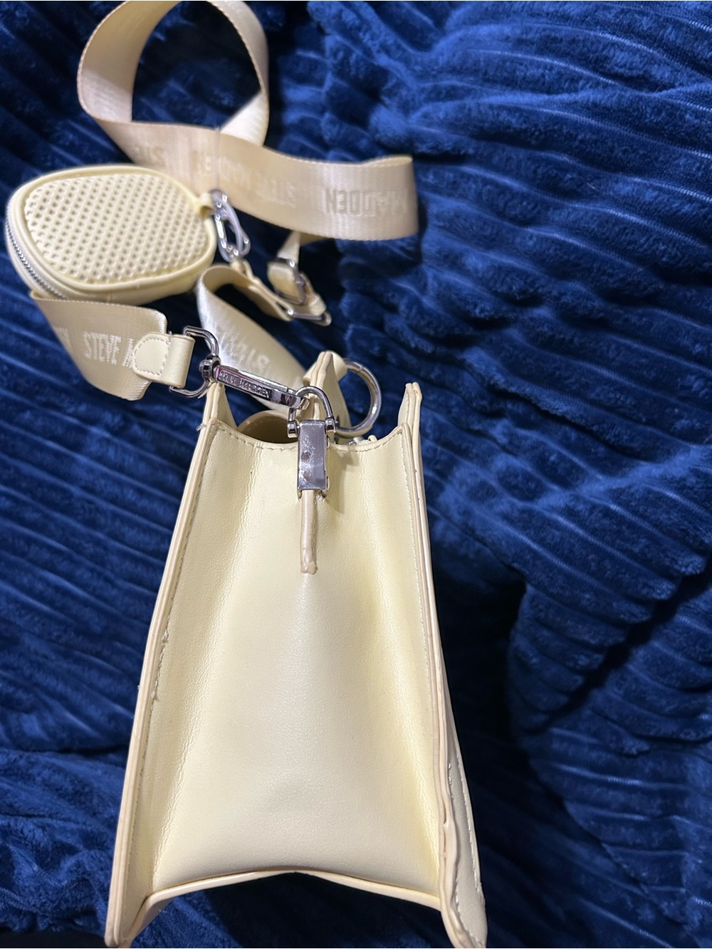 Steve Madden Bevelyn Yellow Perforated Crossbody Bag - Picture 6 of 11